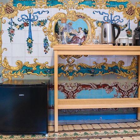 Apartamentos "El Escondite De Triana" Севилья Экстерьер фото