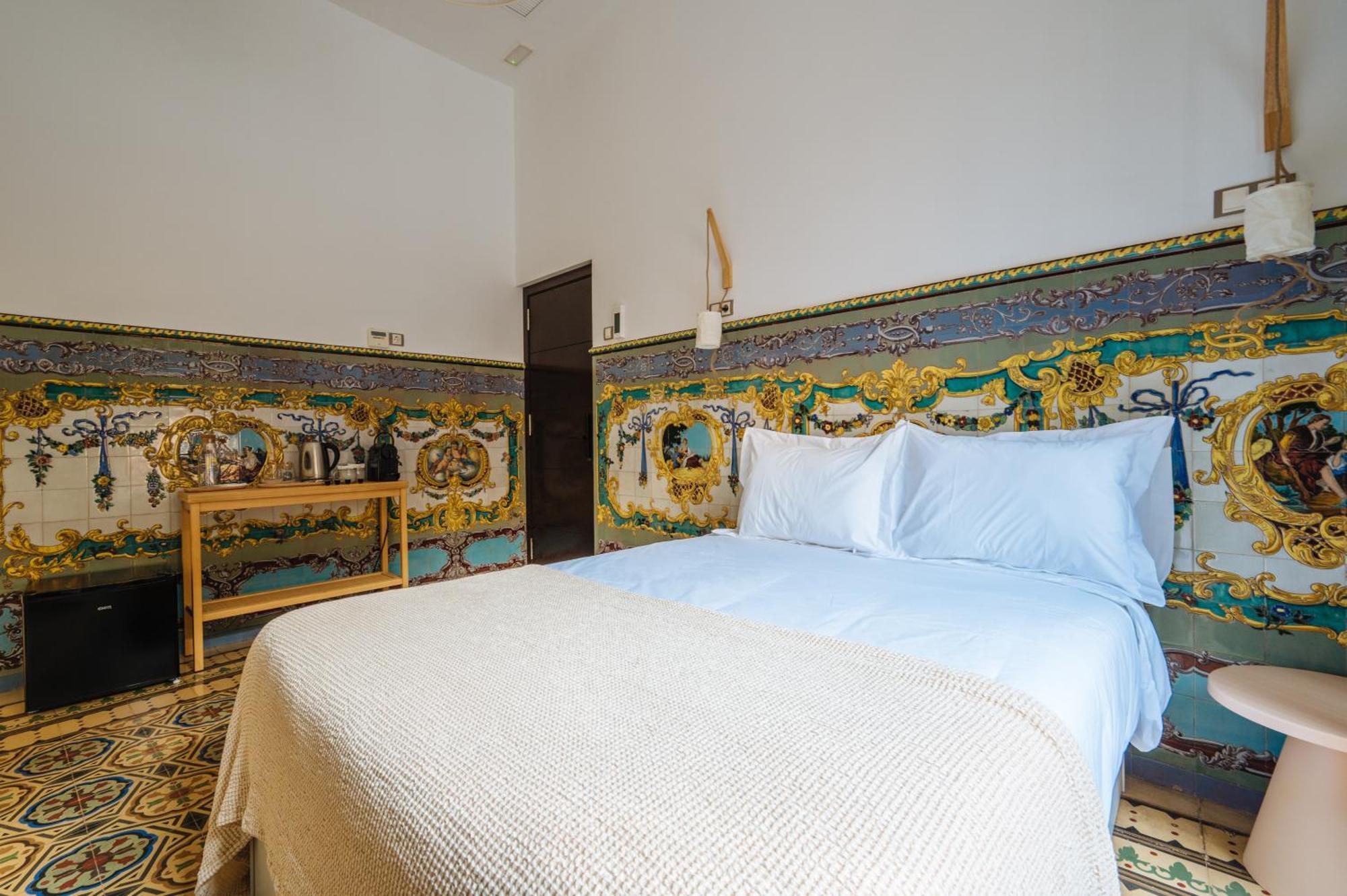 Apartamentos "El Escondite De Triana" Севилья Экстерьер фото