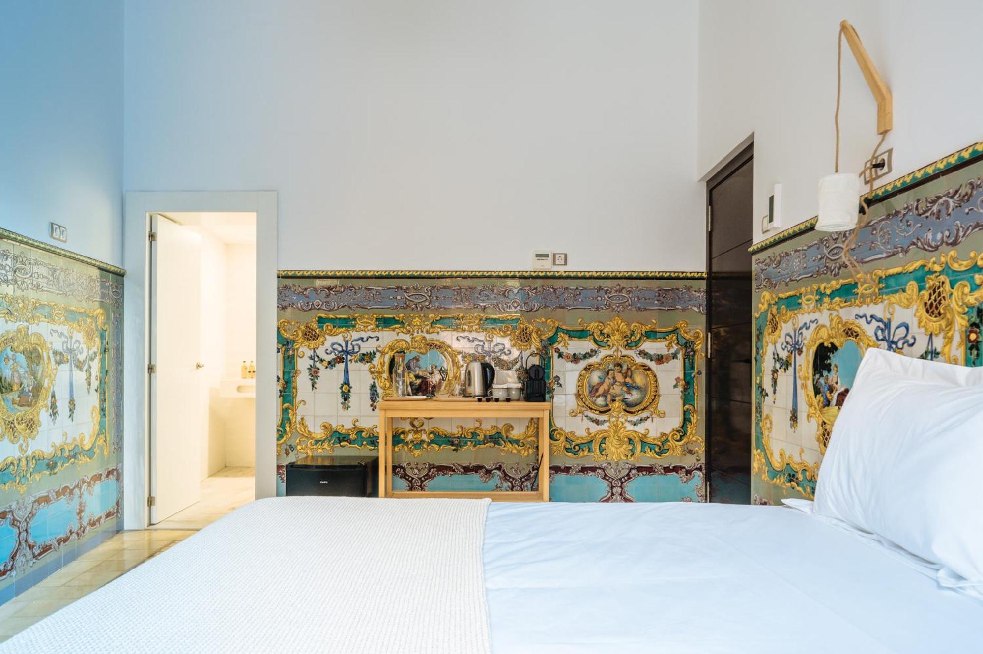 Apartamentos "El Escondite De Triana" Севилья Экстерьер фото