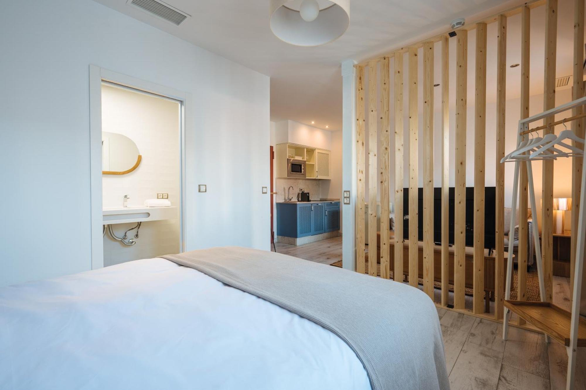 Apartamentos "El Escondite De Triana" Севилья Экстерьер фото