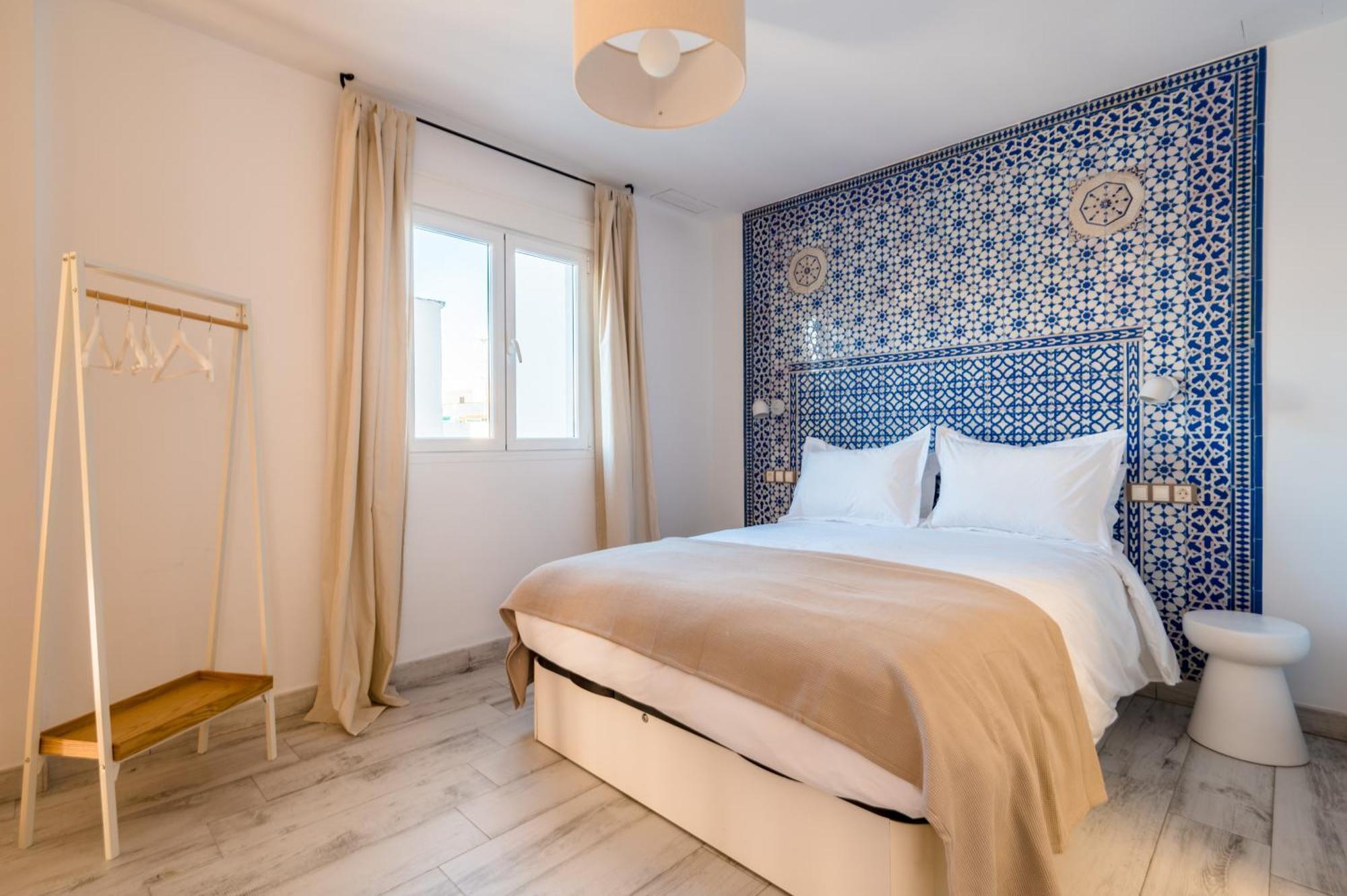 Apartamentos "El Escondite De Triana" Севилья Экстерьер фото
