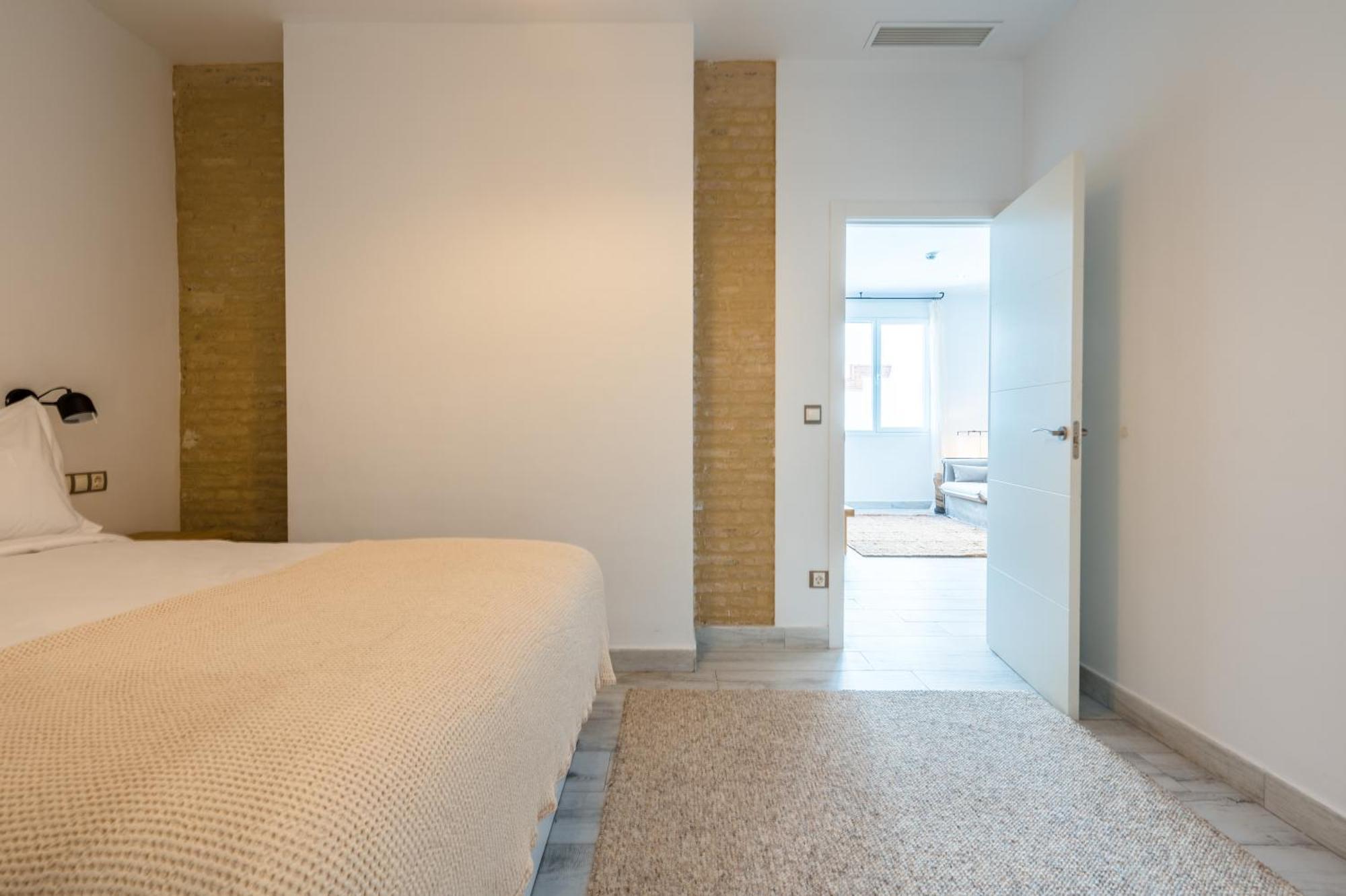 Apartamentos "El Escondite De Triana" Севилья Экстерьер фото