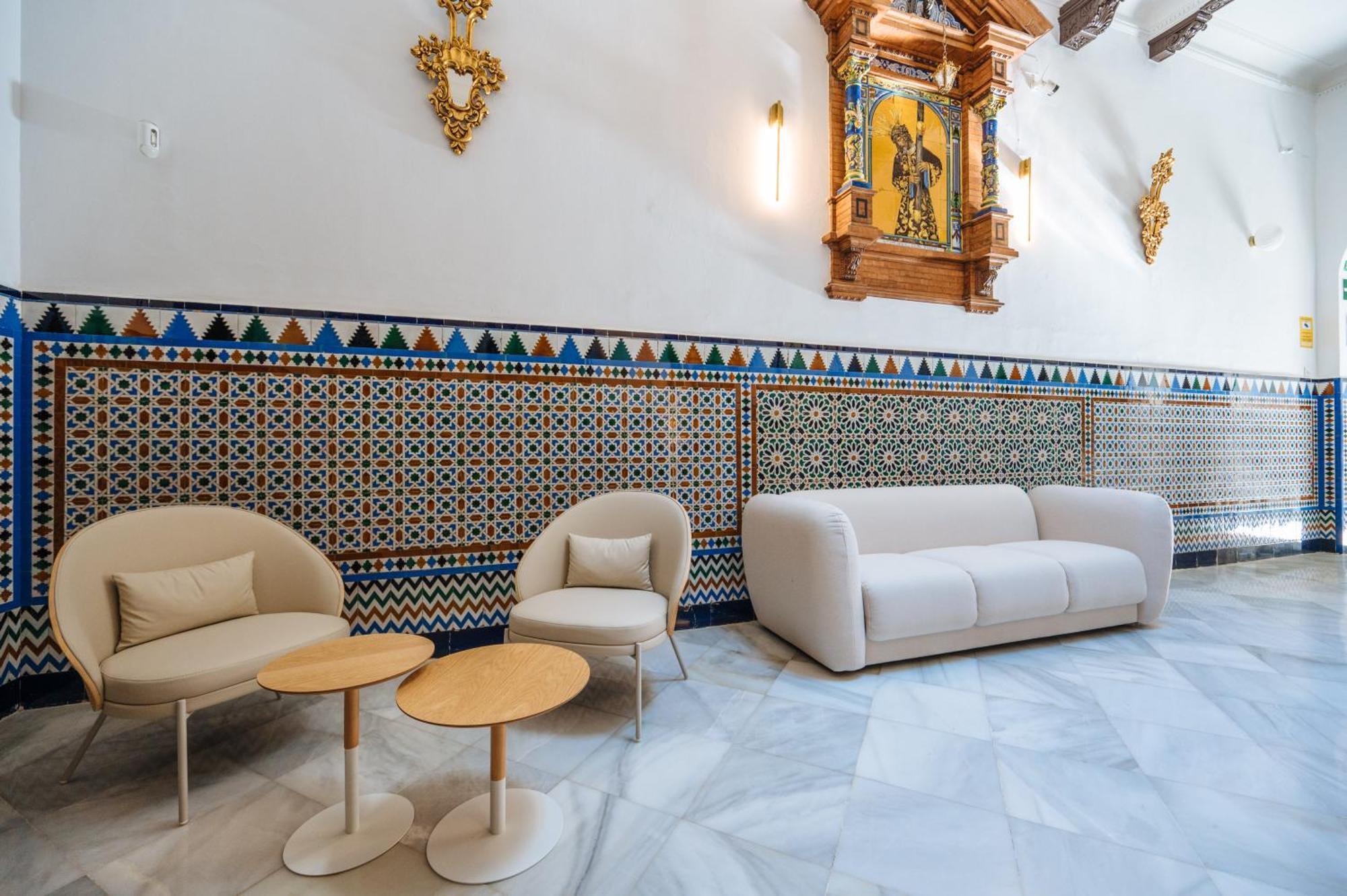 Apartamentos "El Escondite De Triana" Севилья Экстерьер фото