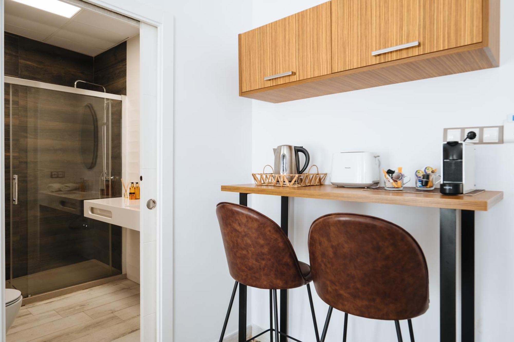 Apartamentos "El Escondite De Triana" Севилья Экстерьер фото