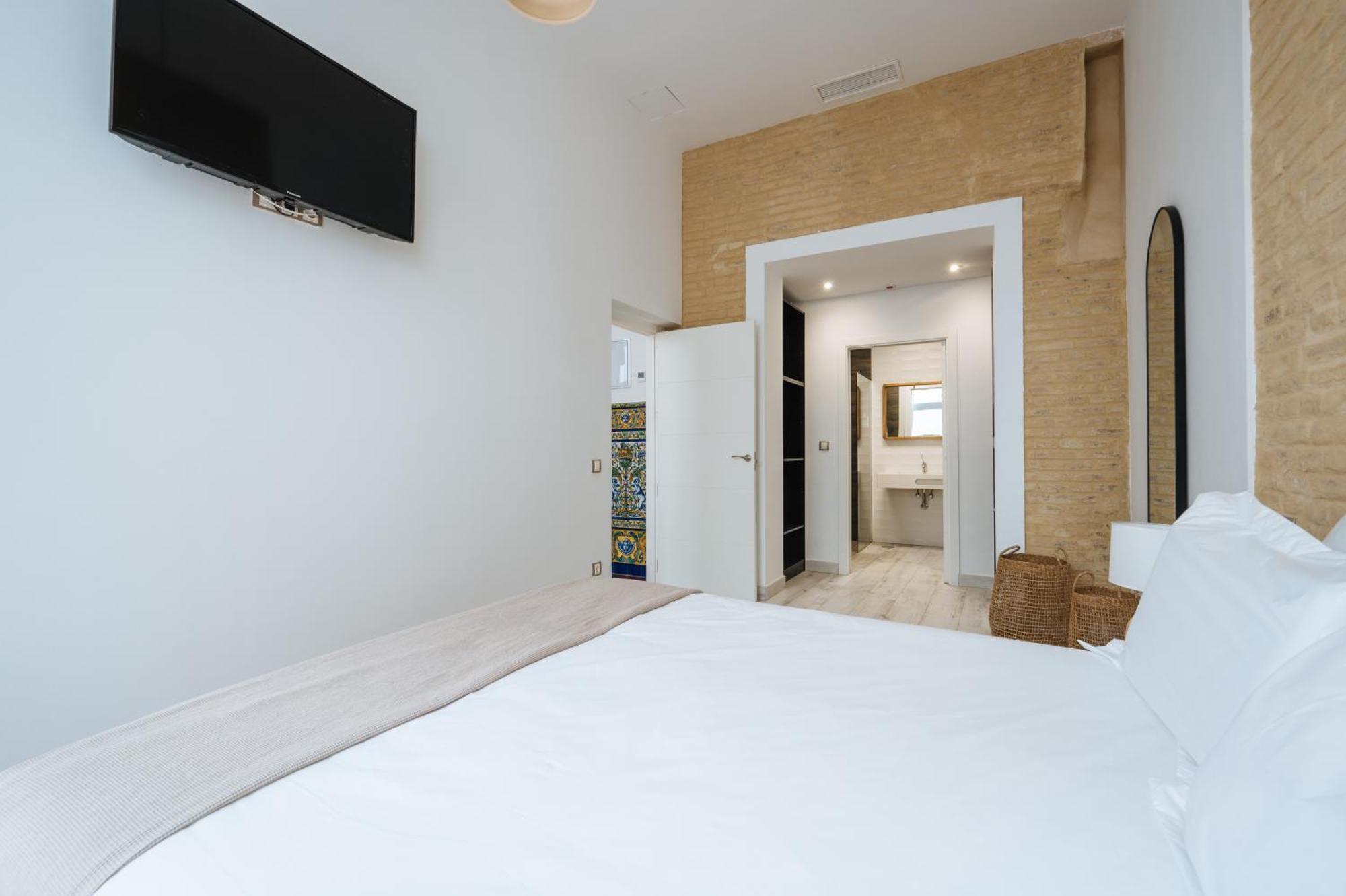 Apartamentos "El Escondite De Triana" Севилья Экстерьер фото